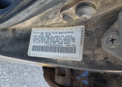 1995 Geo Prizm Lsi from USA, damaged, VIN 1Y1SK5269SZ092656